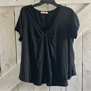 We The Free Black Short Sleeve V-Neck Top